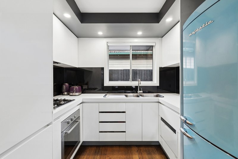 Photo - 2/68 Howard Street, Reservoir VIC 3073 - Image 4