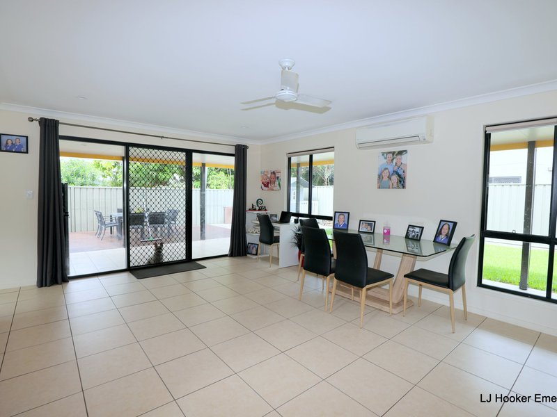 Photo - 2/68 Moody Street, Emerald QLD 4720 - Image 5