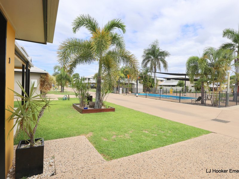 Photo - 2/68 Moody Street, Emerald QLD 4720 - Image 19