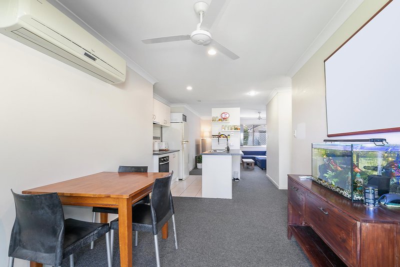 Photo - 26/8 Rosegum Place, Redbank Plains QLD 4301 - Image 3