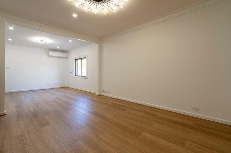 Photo - 268 Rossmoyne Street, Thornbury VIC 3071 - Image 3