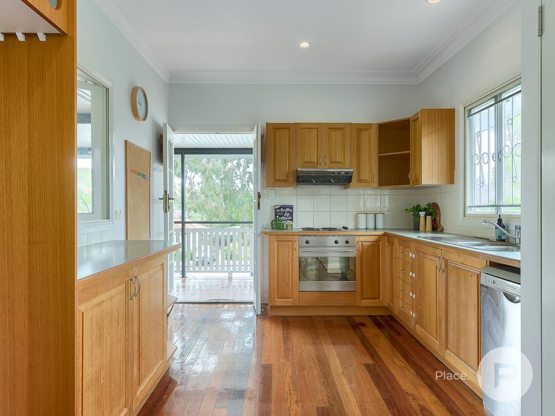 Photo - 268 Toohey Road, Tarragindi QLD 4121 - Image 5