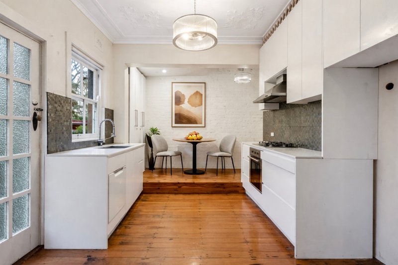 Photo - 2/684 Old South Head Road, Rose Bay NSW 2029 - Image 1