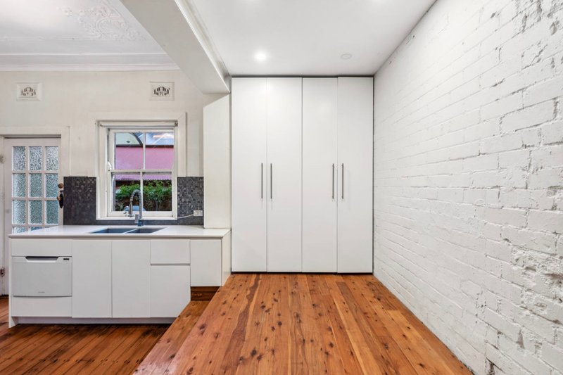 Photo - 2/684 Old South Head Road, Rose Bay NSW 2029 - Image 3