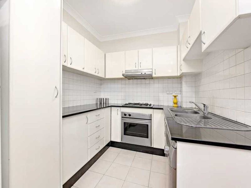 Photo - 26/9-13 Beresford Road, Strathfield NSW 2135 - Image 3