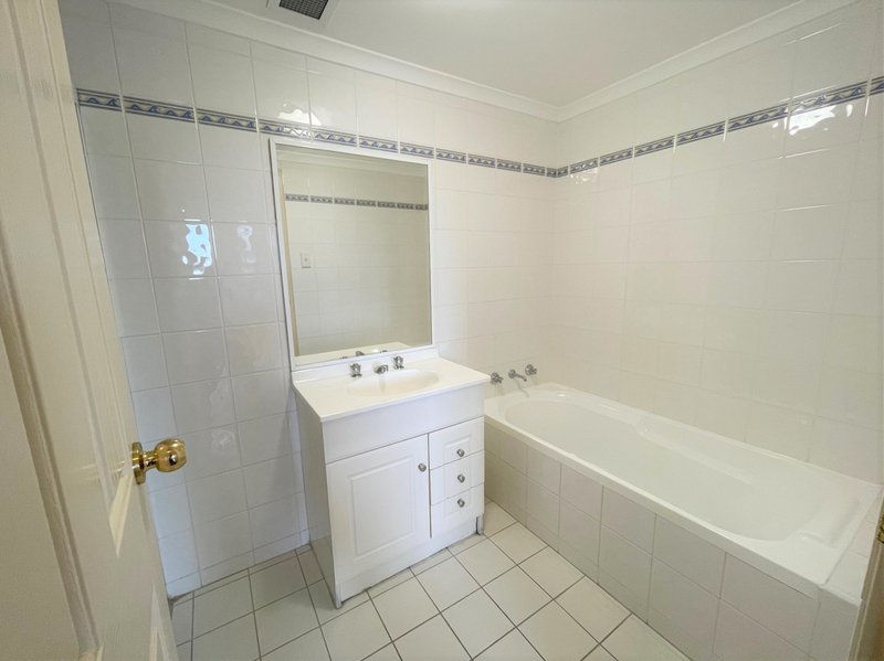 Photo - 26/9-13 West Street, Hurstville NSW 2220 - Image 5