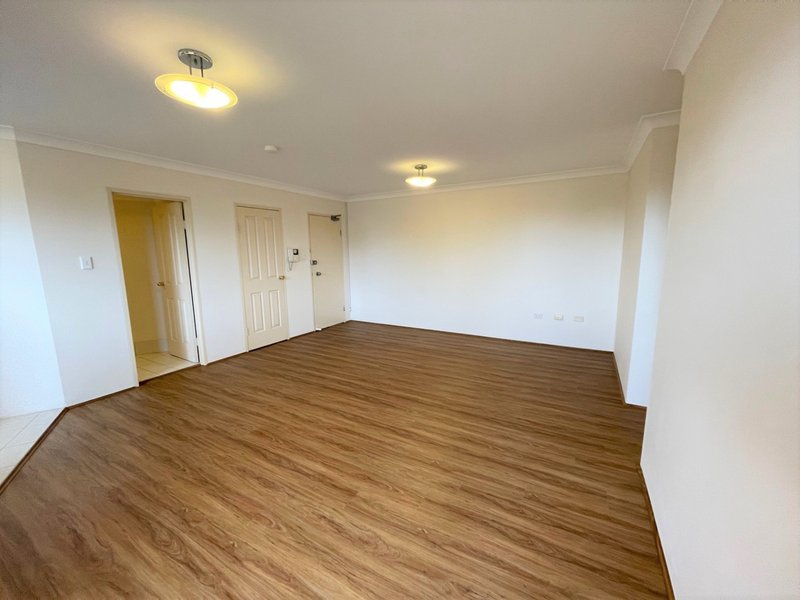 Photo - 26/9-13 West Street, Hurstville NSW 2220 - Image 7