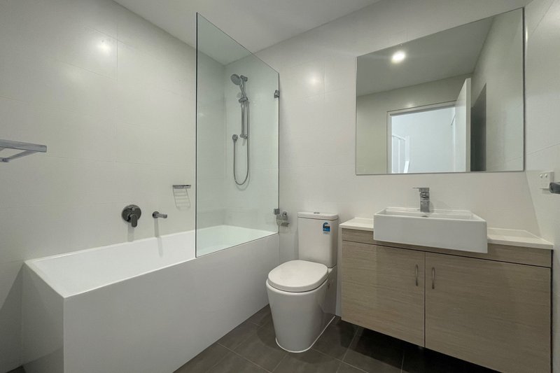 Photo - 2/69-71 Deakin Street, Silverwater NSW 2128 - Image 4