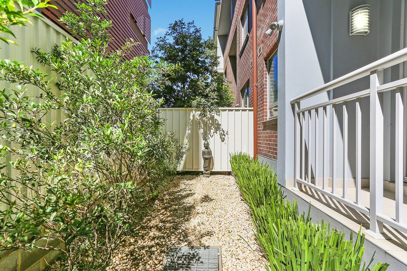 Photo - 2/69-73 Park Road, Homebush NSW 2140 - Image 8