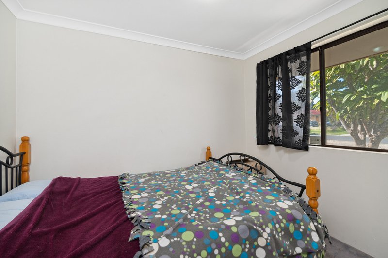 Photo - 2/69 Agincourt Drive, Forrestfield WA 6058 - Image 15