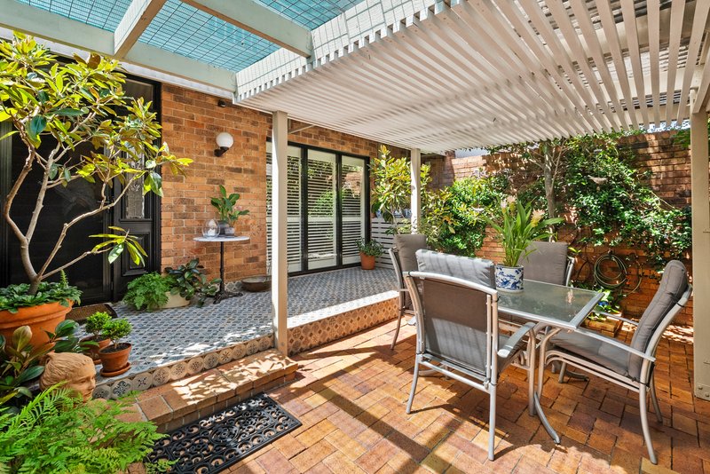 Photo - 2/69 Ascog Terrace, Toowong QLD 4066 - Image 10