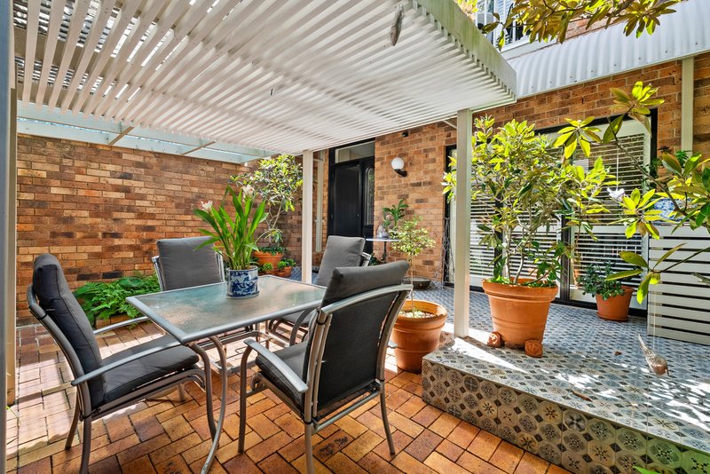 Photo - 2/69 Ascog Terrace, Toowong QLD 4066 - Image 11