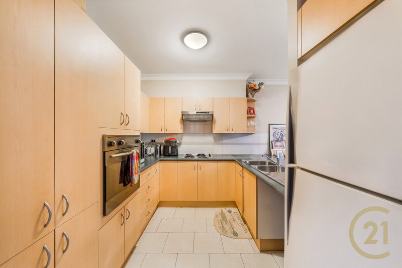 Photo - 2/69 Bathurst Street, Liverpool NSW 2170 - Image 3