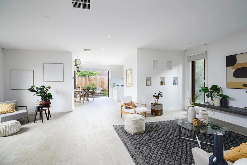 Photo - 2/69 Boldrewood Parade, Reservoir VIC 3073 - Image 4