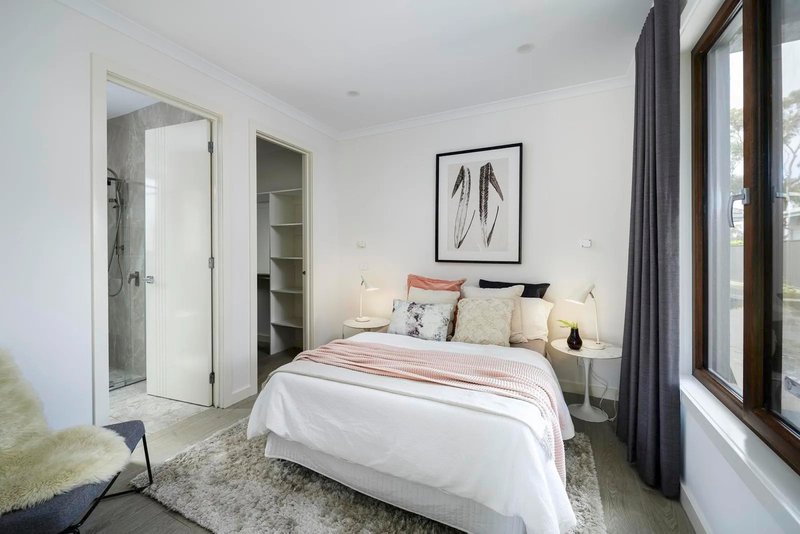 Photo - 2/69 Boldrewood Parade, Reservoir VIC 3073 - Image 8