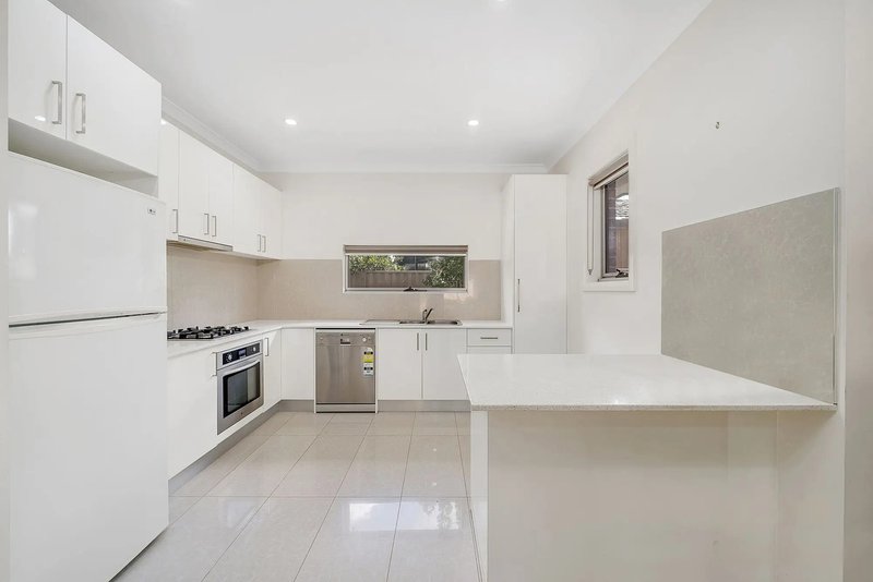 Photo - 2/69 Cuthbert Street, Broadmeadows VIC 3047 - Image 5