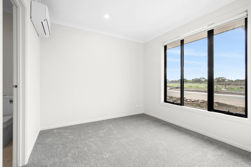 Photo - 269 Homestead Drive, Lara VIC 3212 - Image 8
