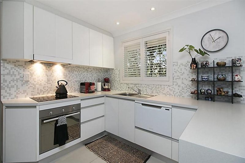 Photo - 2/69 Laguna Avenue, Palm Beach QLD 4221 - Image 2