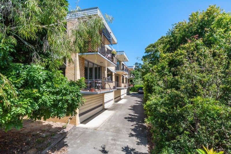 Photo - 2/69 Lang Parade, Auchenflower QLD 4066 - Image 1