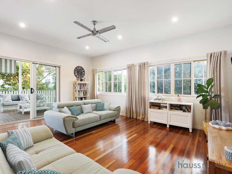 Photo - 269 Long Street East , Graceville QLD 4075 - Image 4