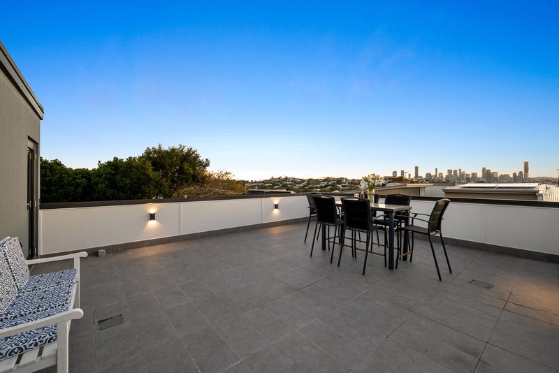 Photo - 2/69 Stephens Street, Morningside QLD 4170 - Image 27