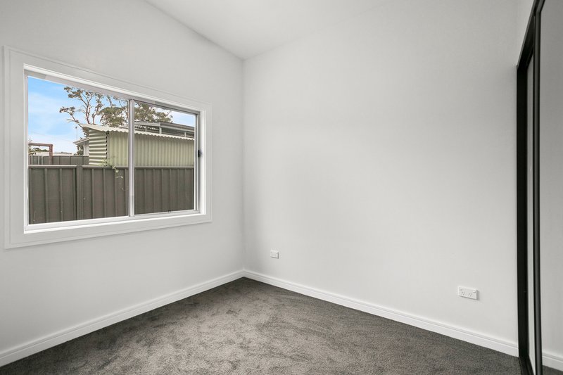 Photo - 26a Kurrawa Crescent, Koonawarra NSW 2530 - Image 4