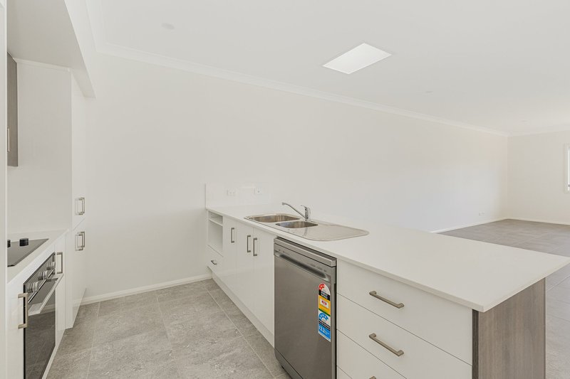 Photo - 26a Warbler Circuit, Bega NSW 2550 - Image 6