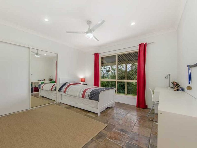 Photo - 26B Constellation Crescent, Mudgeeraba QLD 4213 - Image 17