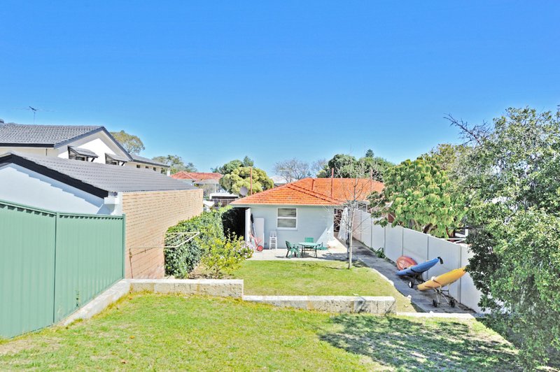 Photo - 26B Gloucester Avenue, Shoalwater WA 6169 - Image 19