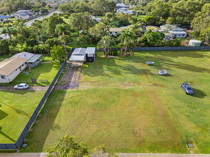 Photo - 26b Hughes Road, Urangan QLD 4655 - Image 4