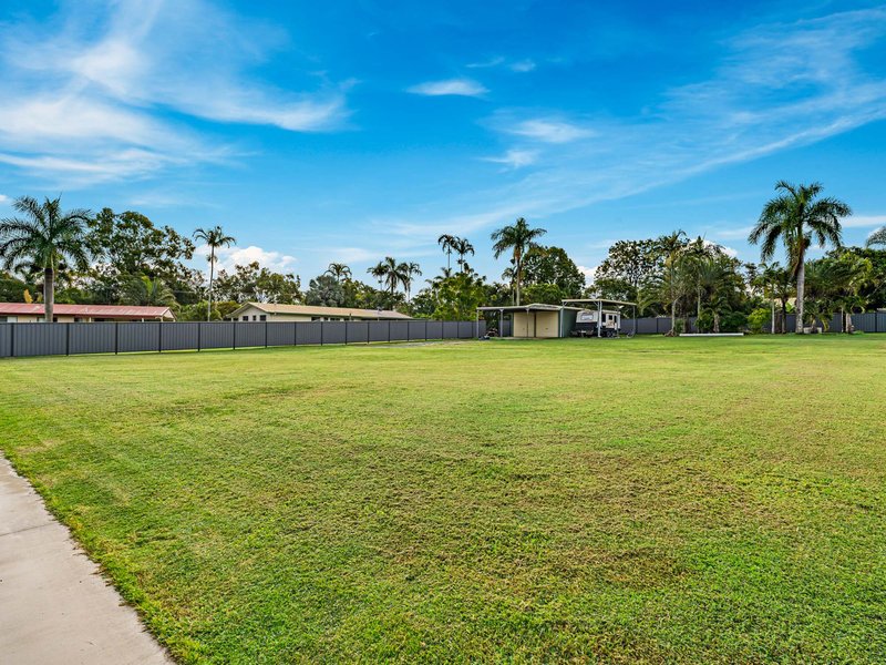 Photo - 26b Hughes Road, Urangan QLD 4655 - Image 6