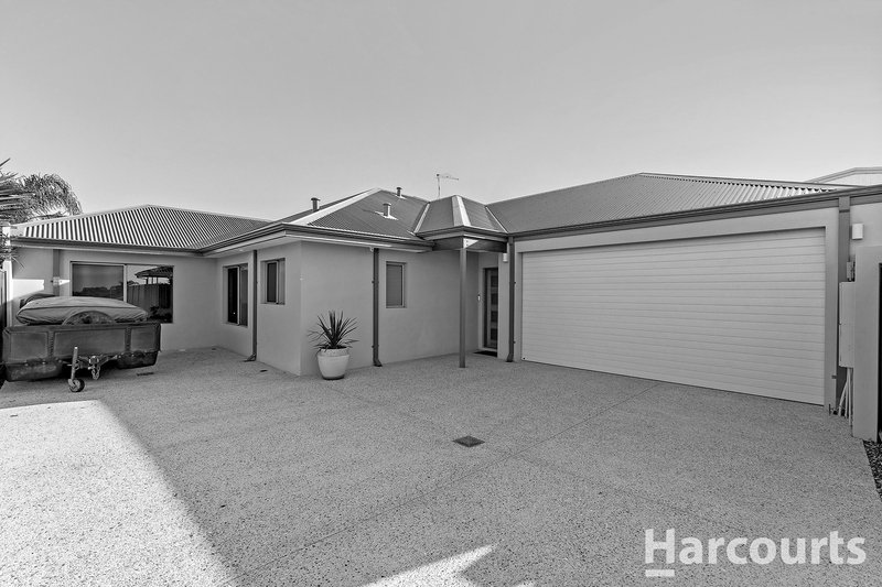 26B Lindley Road, Halls Head WA 6210