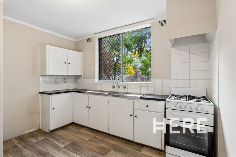 Photo - 26B Wardlow Way, Balga WA 6061 - Image 4
