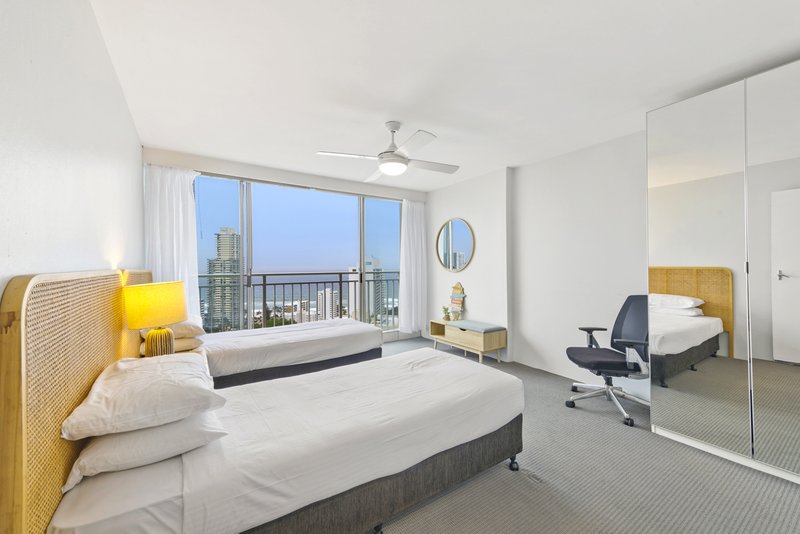 Photo - 26C/2 Riverview Parade, Surfers Paradise QLD 4217 - Image 9