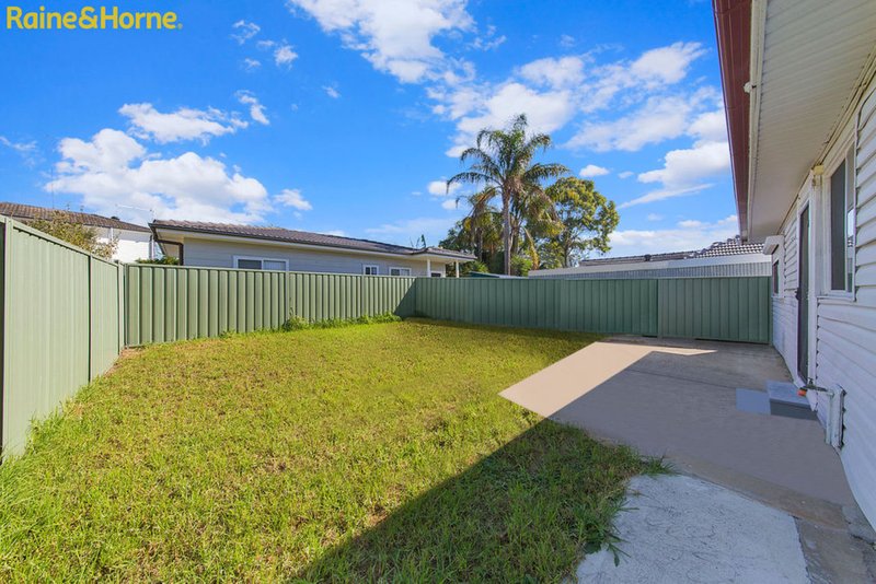 Photo - 27 & 27A Melbourne Street, Oxley Park NSW 2760 - Image 6