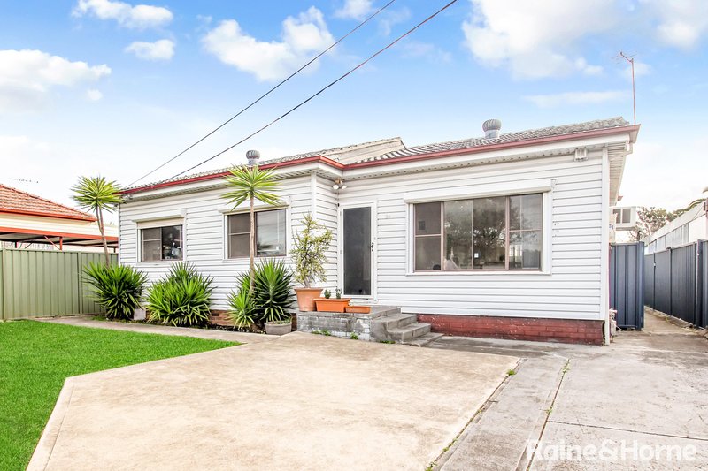 Photo - 27 & 27A Melbourne Street, Oxley Park NSW 2760 - Image 2