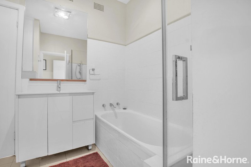 Photo - 27 & 27A Melbourne Street, Oxley Park NSW 2760 - Image 10