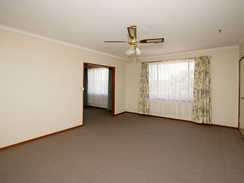 Photo - 27-29 Gresham Street, Tarcutta NSW 2652 - Image 3