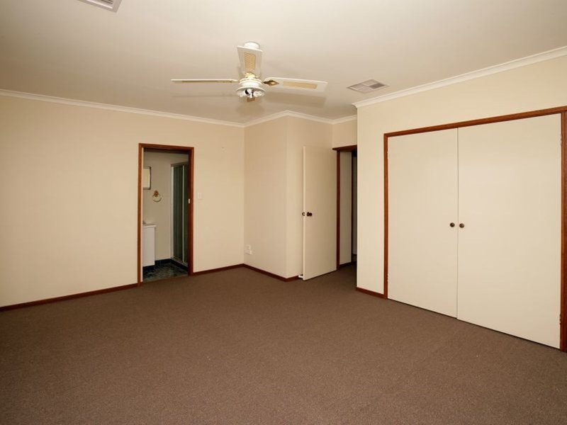 Photo - 27-29 Gresham Street, Tarcutta NSW 2652 - Image 9