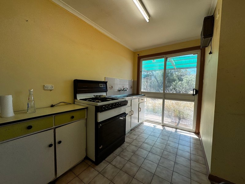 Photo - 27-29 St Barbe Street, Quorn SA 5433 - Image 14