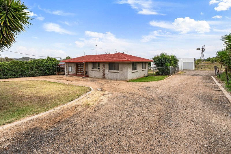 Photo - 27-33 Euston Road, Glenvale QLD 4350 - Image 1