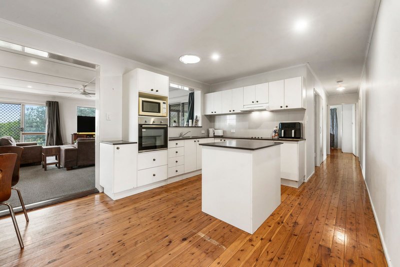 Photo - 27-33 Euston Road, Glenvale QLD 4350 - Image 3