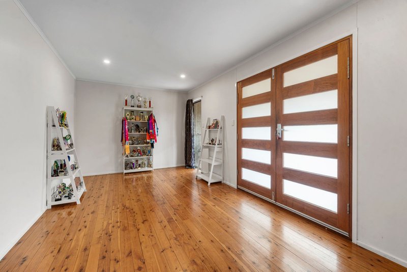 Photo - 27-33 Euston Road, Glenvale QLD 4350 - Image 5