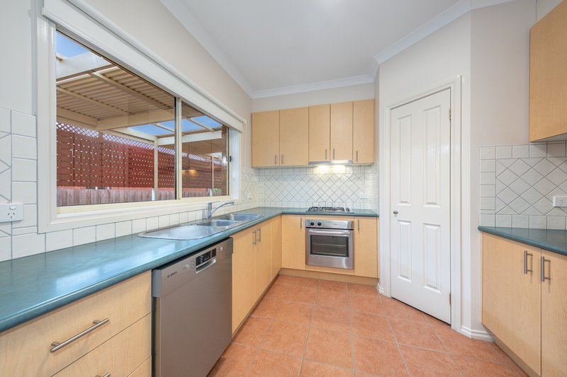 Photo - 2/7-9 Anderson Road, Sunbury VIC 3429 - Image 7