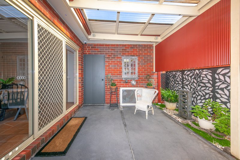 Photo - 2/7-9 Anderson Road, Sunbury VIC 3429 - Image 14