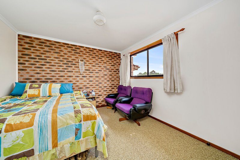 Photo - 2/7 Adams Street, Queanbeyan West NSW 2620 - Image 8