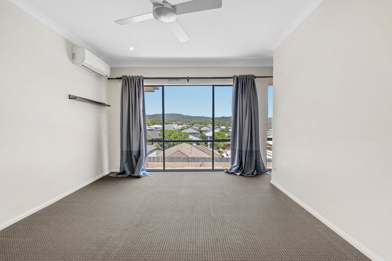 Photo - 27 Adelaide Crescent, Ormeau Hills QLD 4208 - Image 2