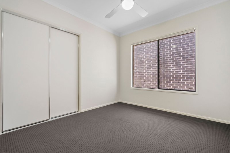 Photo - 27 Adelaide Crescent, Ormeau Hills QLD 4208 - Image 3