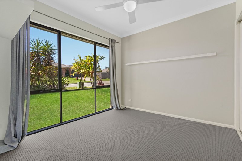 Photo - 27 Adelaide Crescent, Ormeau Hills QLD 4208 - Image 4