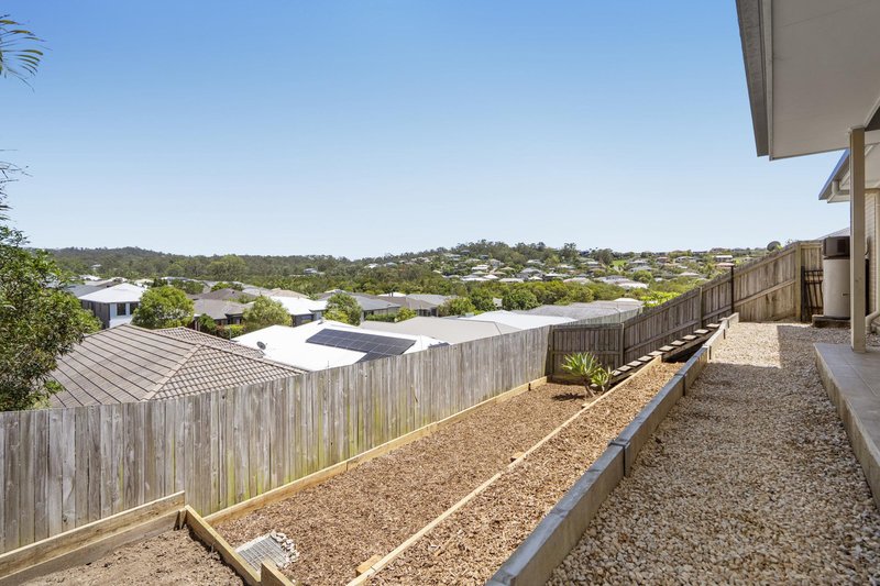 Photo - 27 Adelaide Crescent, Ormeau Hills QLD 4208 - Image 9